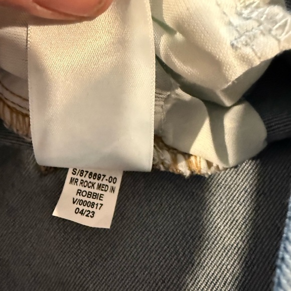 NWT Old Navy Mid-Rise Rockstar Super-Skinny Ankle Jeans Size 2. - Picture 6 of 7